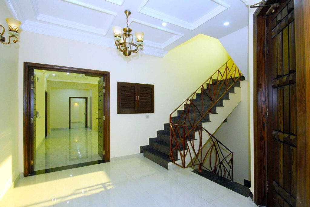 2 Kanal DHA Lahore, Phase 7,T-Block, Pakistan2